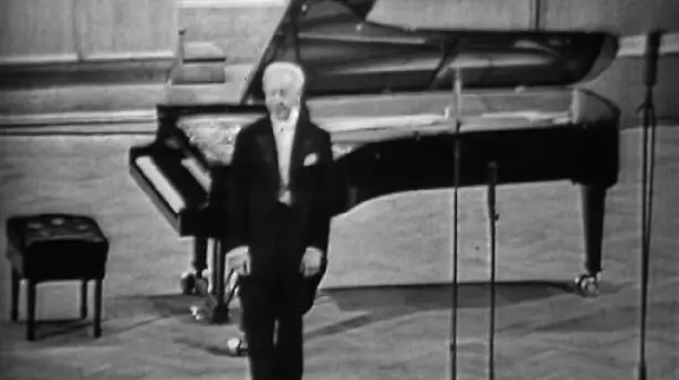 Artur Rubinstein: The Legendary Moscow Recital Screenshot