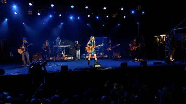 Taylor Swift: Live at CMC Rocks the Snowys Screenshot