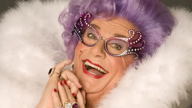 An Audience with Dame Edna Everage Screenshot