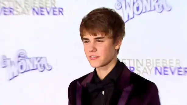 Justin Bieber: Rise of a Superstar Screenshot