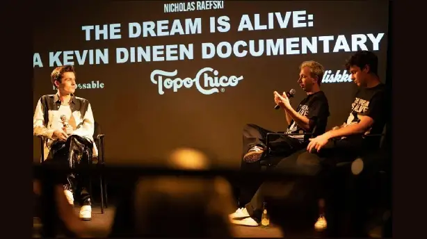 The Dream is Alive Screenshot
