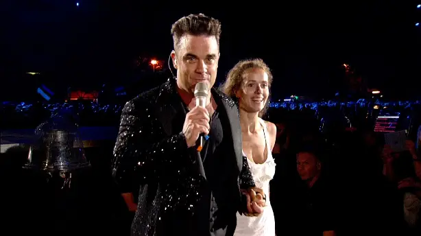 Robbie Williams - Live in Tallinn Screenshot