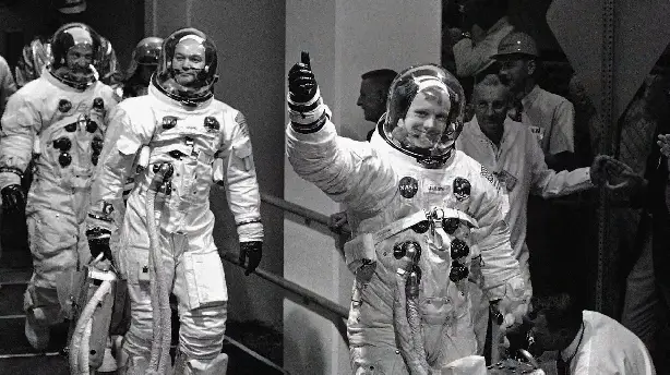 Man on the Moon with Walter Cronkite Screenshot