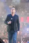 Robbie Williams - Live In Berlin Screenshot